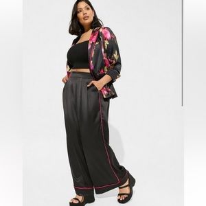Wide Leg Satin High Rise Pant